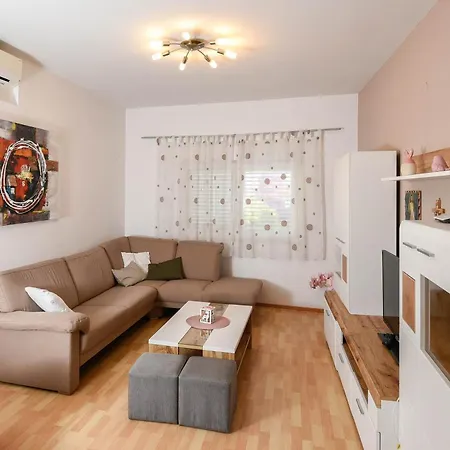 Apartament Karla Orebić