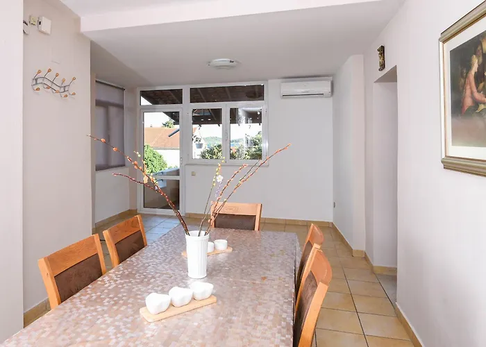 Karla * 奥瑞比克